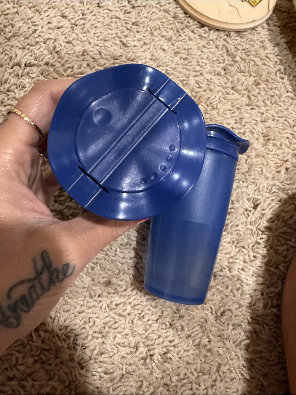 Vintage tupperware salt and pepper shakers #4923-A, 4924-A